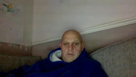 bigbumlover2377 online show from March 19, 2026, 10:03 pm