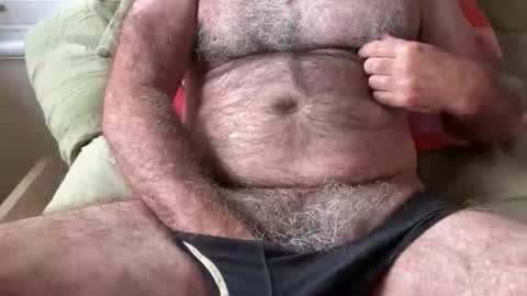 big bush online show from November 13, 2025, 10:52 pm