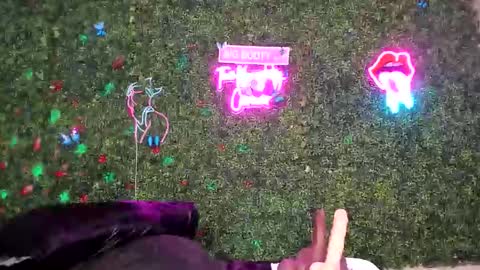 bigbuttsarena online show from April 30, 2026, 7:25 am