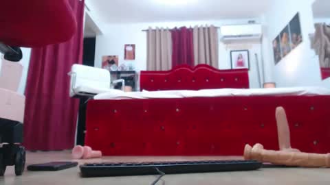 BIG COCK CASSANDRA online show from December 6, 2024, 5:33 pm