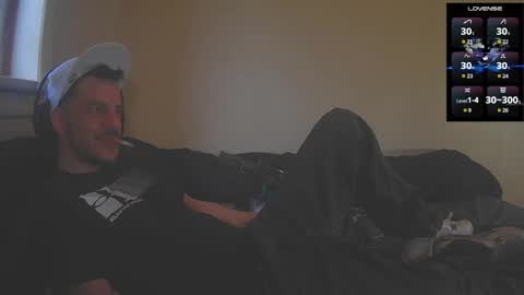 Jon - Im Straight online show from October 25, 2025, 7:52 pm