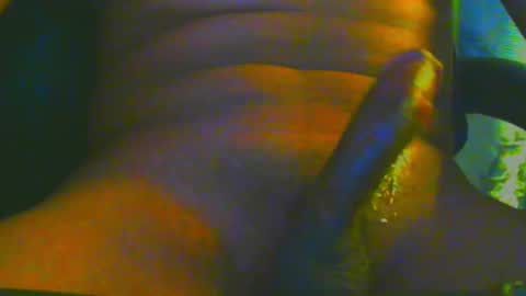 Snapshot of bigchocolate19cm chatting on December 17, 2025, 4:02 pm bigchocolate19cm online show from December 17, 2025, 4:02 pm