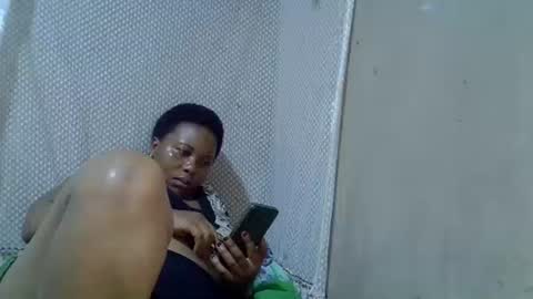 Snapshot of bigclit_wethairypus chatting on June 4, 2026, 7:25 am bigclit_wethairypus online show from June 4, 2026, 7:25 am