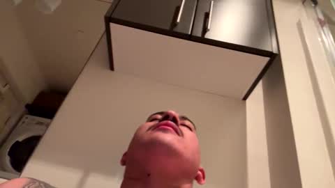 bigcockjay8in online show from March 4, 2026, 9:26 am