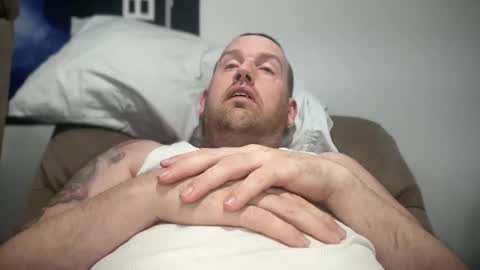 bigcocksuckingslut online show from February 10, 2025, 3:13 am