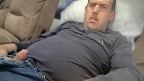 bigcocksuckingslut online show from March 8, 2025, 6:16 pm