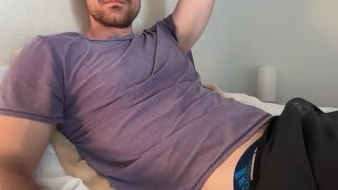 bigcollegecock69690 online show from April 16, 2026, 9:15 pm
