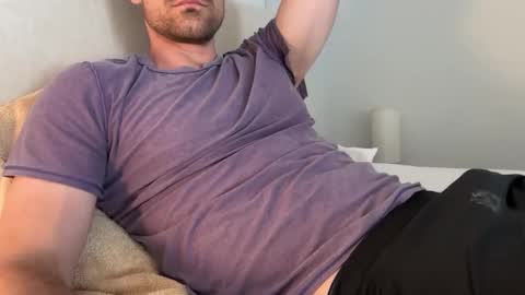 bigcollegecock69690 online show from April 20, 2026, 8:43 pm