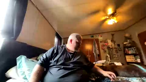 Snapshot of bigcummer4u803 chatting on September 27, 2025, 7:30 pm Tiny online show from September 27, 2025, 7:30 pm