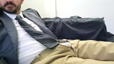 bigcocky online show from February 3, 2025, 8:46 pm