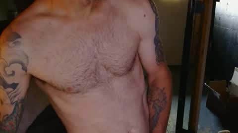 bigfox27 online show from April 1, 2026, 1:12 pm