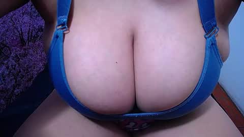  Sunny   online show from November 14, 2025, 5:39 am