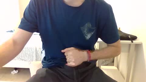 Snapshot of biggbaguette1 chatting on September 18, 2025, 8:38 am biggbaguette1 online show from September 18, 2025, 8:38 am