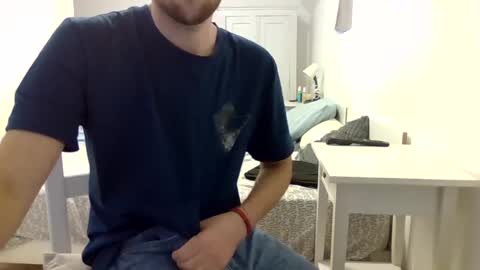 Snapshot of biggbaguette1 chatting on September 25, 2025, 1:26 pm biggbaguette1 online show from September 25, 2025, 1:26 pm