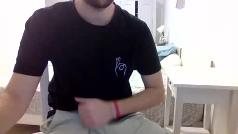 Snapshot of biggbaguette1 chatting on October 23, 2025, 11:53 am biggbaguette1 online show from October 23, 2025, 11:53 am