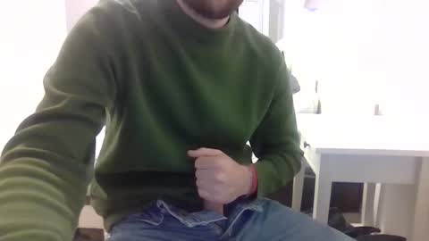 Snapshot of biggbaguette1 chatting on November 25, 2025, 1:33 pm biggbaguette1 online show from November 25, 2025, 1:33 pm