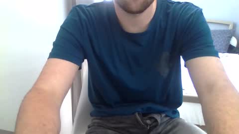 biggbaguette1 online show from May 15, 2026, 3:19 pm