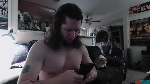 biggerisbetter21 online show from November 6, 2025, 2:18 pm