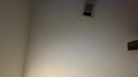 Snapshot of biggerthanasnicker chatting on February 16, 2025, 9:04 am biggerthanasnicker online show from February 16, 2025, 9:04 am