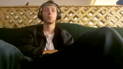 Snapshot of biggestboiiii chatting on February 3, 2025, 3:20 am biggestboiiii online show from February 3, 2025, 3:20 am