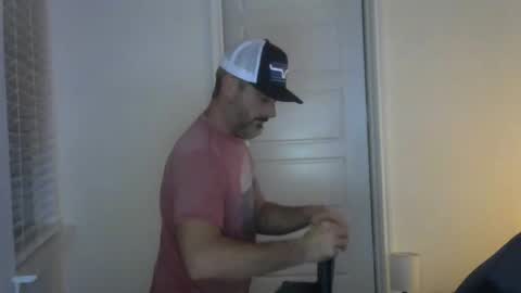 Snapshot of biggin10inch chatting on April 19, 2026, 4:01 am Gavin online show from April 19, 2026, 4:01 am