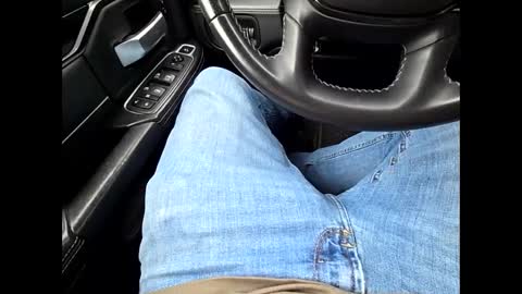 Snapshot of biggpappy69 chatting on October 8, 2025, 5:10 pm biggpappy69 online show from October 8, 2025, 5:10 pm