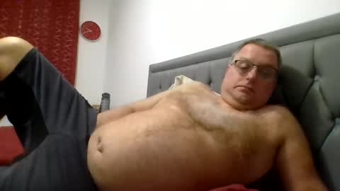 bigguy2014 online show from December 28, 2024, 9:40 pm