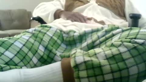 biggyballs900 online show from November 30, 2025, 7:01 am