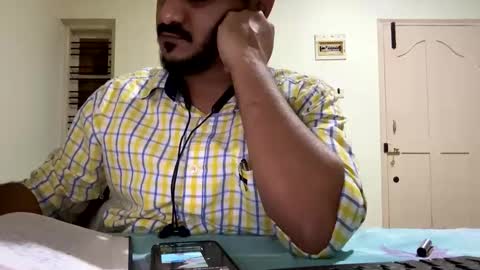 bighandsomesatisfy online show from February 21, 2025, 6:26 pm