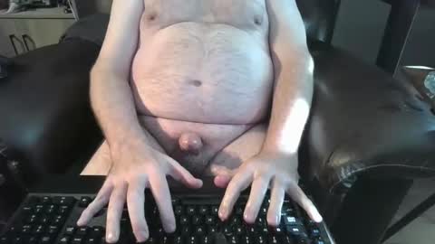 Snapshot of bighardmark chatting on March 2, 2025, 9:32 pm bighardmark online show from March 2, 2025, 9:32 pm