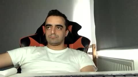 bighead3dcock online show from November 12, 2025, 10:26 am