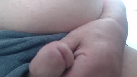 Snapshot of bigheadxxx chatting on October 7, 2025, 10:23 am Bigheadxxx online show from October 7, 2025, 10:23 am