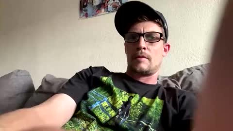 bigj0913 online show from April 24, 2026, 7:49 pm