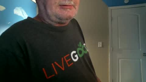 Snapshot of bigjaybo60 chatting on February 24, 2025, 3:55 am John online show from February 24, 2025, 3:55 am