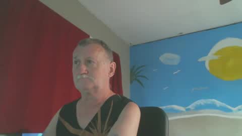 Snapshot of bigjaybo60 chatting on October 19, 2025, 5:35 pm John online show from October 19, 2025, 5:35 pm