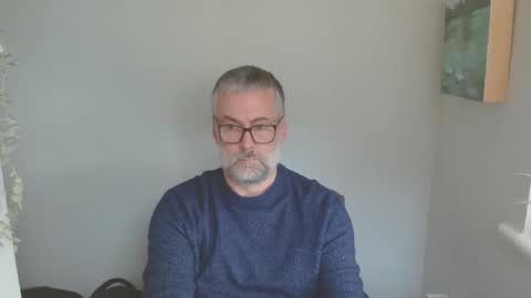 Snapshot of biglegs1234 chatting on October 17, 2025, 9:56 am biglegs1234 online show from October 17, 2025, 9:56 am