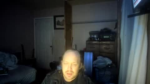 Snapshot of bigmike20129020 chatting on December 17, 2024, 8:45 am bigmike20129020 online show from December 17, 2024, 8:45 am