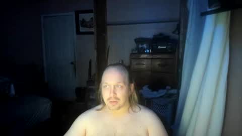 Snapshot of bigmike20129020 chatting on February 15, 2025, 10:44 am bigmike20129020 online show from February 15, 2025, 10:44 am