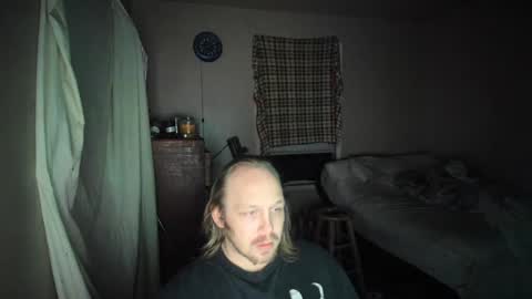 Snapshot of bigmike20129020 chatting on March 3, 2025, 2:47 am bigmike20129020 online show from March 3, 2025, 2:47 am