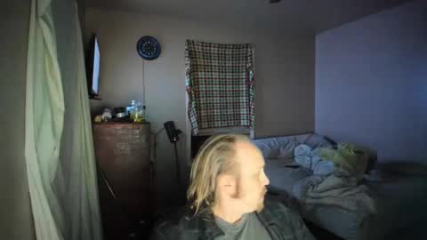 Snapshot of bigmike20129020 chatting on March 10, 2025, 5:00 am bigmike20129020 online show from March 10, 2025, 5:00 am