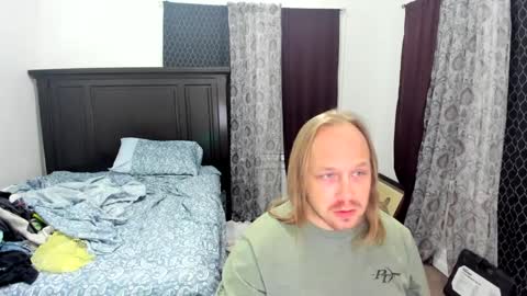 Snapshot of bigmike20129020 chatting on September 22, 2025, 6:26 am bigmike20129020 online show from September 22, 2025, 6:26 am