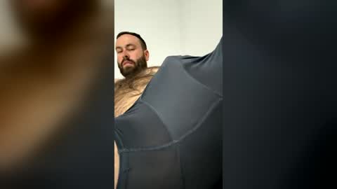 bigmikept17 online show from June 17, 2026, 4:59 am