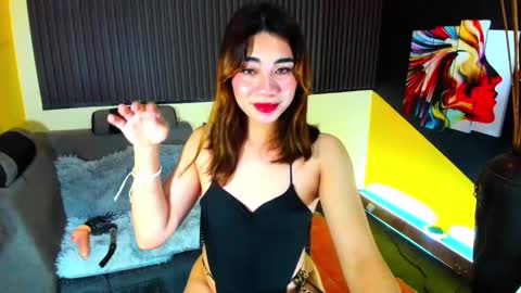 kiaaannaaaa online show from March 3, 2025, 10:10 pm