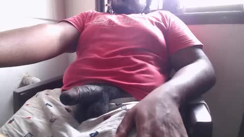 bignaturaldesi online show from February 5, 2026, 9:58 am