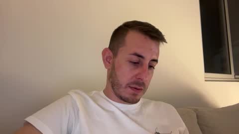 Snapshot of bigonehott chatting on February 3, 2025, 11:58 pm       online show from February 3, 2025, 11:58 pm