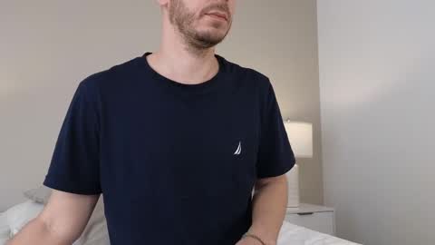 Snapshot of bigonehott chatting on February 9, 2025, 5:01 pm       online show from February 9, 2025, 5:01 pm