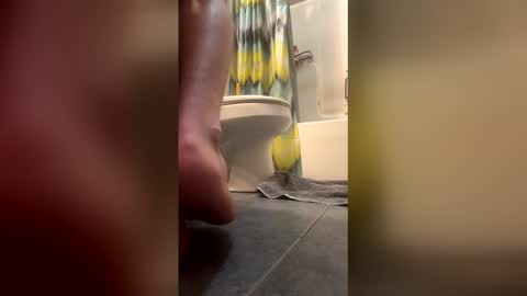 bigskinnyboyshh online show from March 6, 2026, 2:41 am