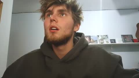 bigskinnyboyshh online show from April 8, 2026, 11:05 pm