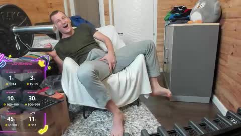 Snapshot of bigsshark chatting on November 3, 2025, 9:59 pm bigsshark online show from November 3, 2025, 9:59 pm