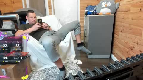 Snapshot of bigsshark chatting on November 18, 2025, 8:46 pm bigsshark online show from November 18, 2025, 8:46 pm